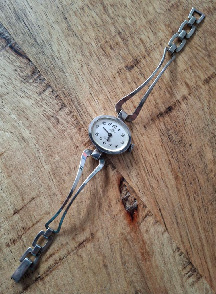 Vintage zilveren dames horloge - Verona, Ophalen of Verzenden