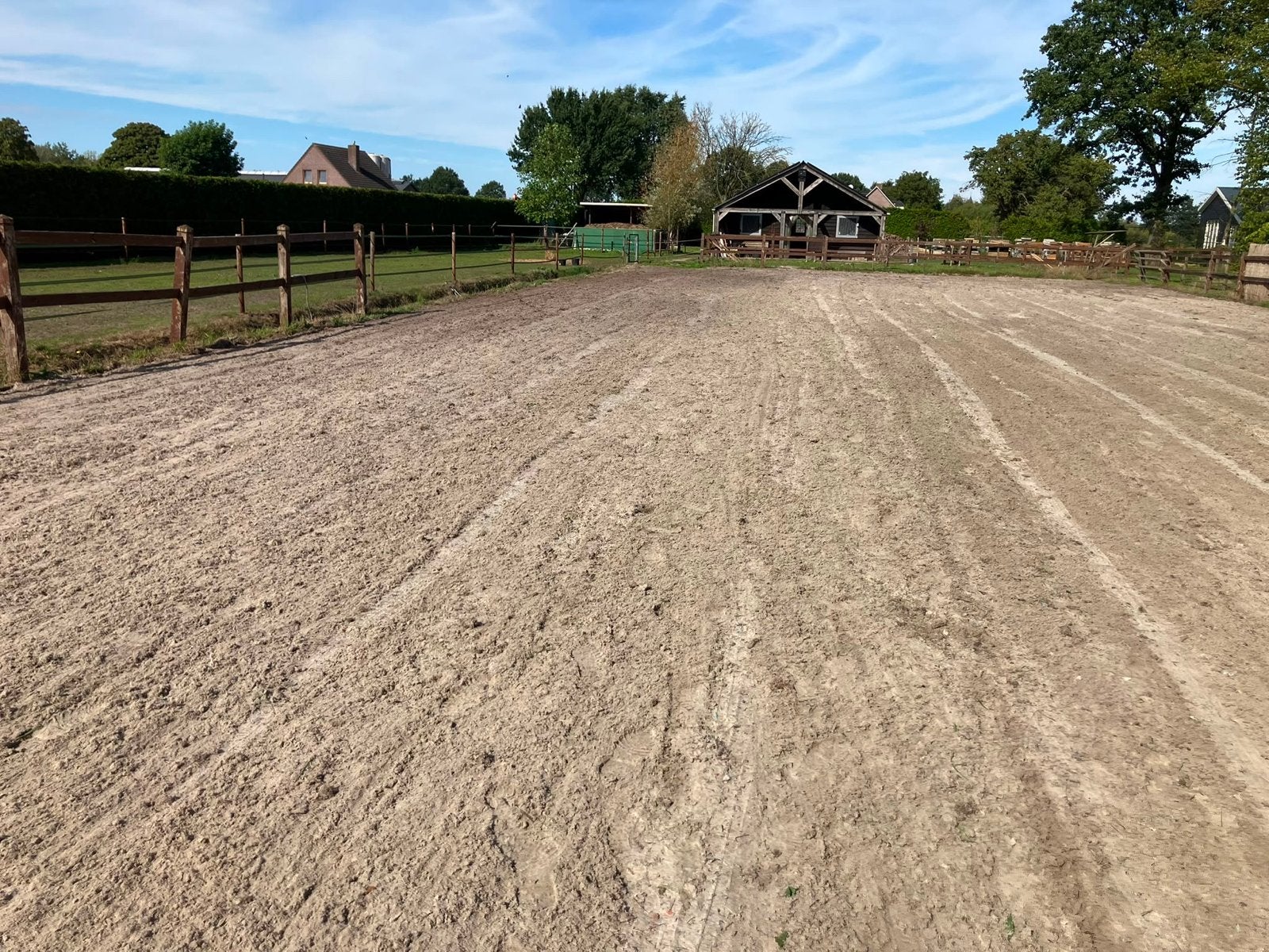 Rijbakzand met tapijtvezels 50 bij 20. Gratis af te halen., Ophalen