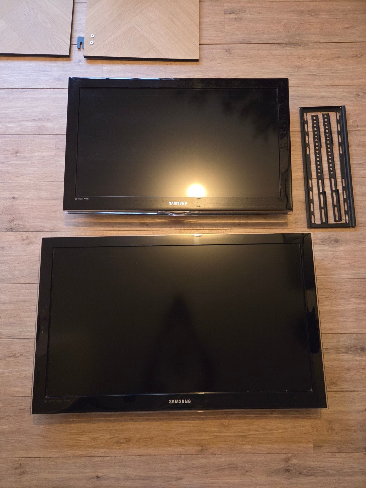 2 Samsung TV's (80cm & 93cm) schermdiagonaal, Audio, Tv en Foto, Ophalen, Gebruikt, 50 Hz, 80 tot 100 cm