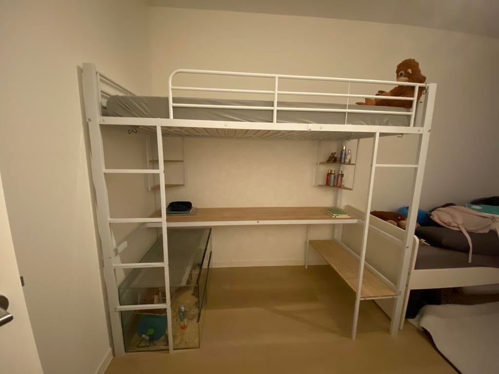 Hoogslaper met bureau, Ophalen, Eenpersoons, Zo goed als nieuw, 90 cm