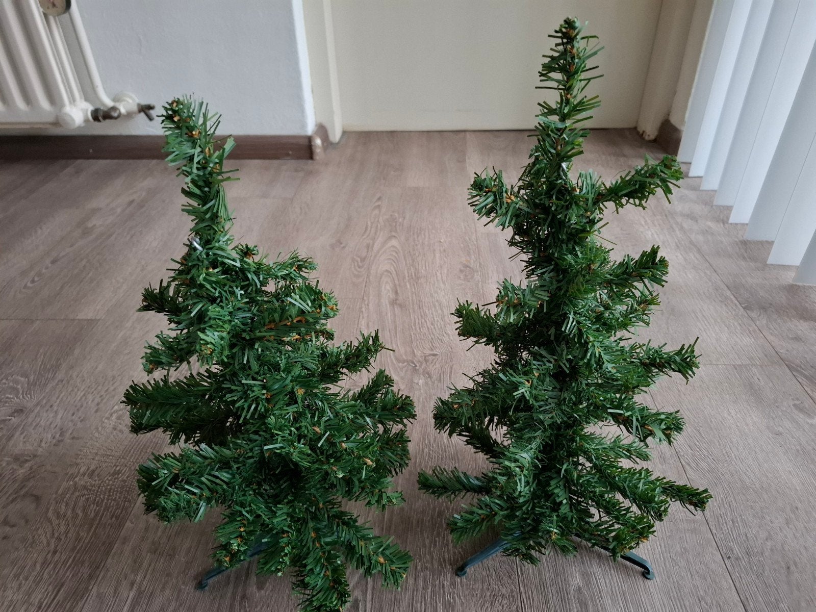 Te koop: 5 kleine kerstboompjes, Ophalen, Nieuw