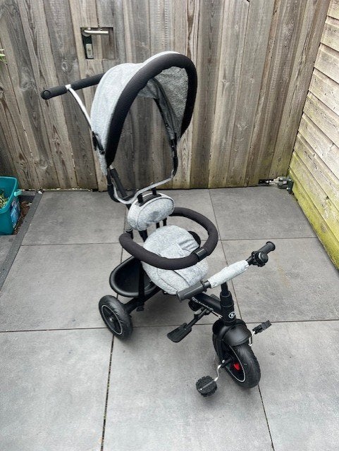 Kinderkraft driewieler met duwstang, Ophalen, Zo goed als nieuw, Duwstang