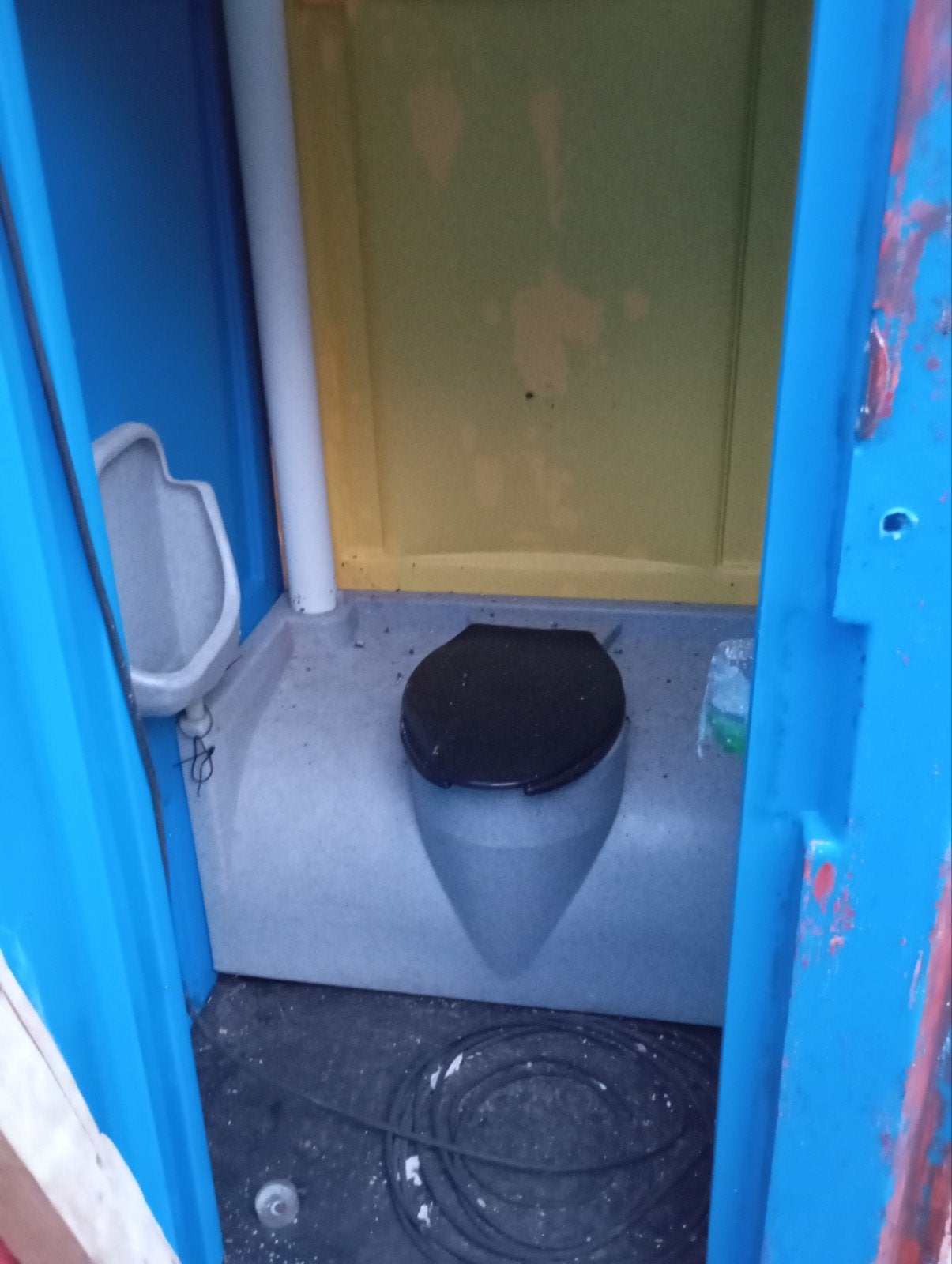 Dixi, mobiel toilet, chemisch toilet, Ophalen, Gebruikt, Toilet