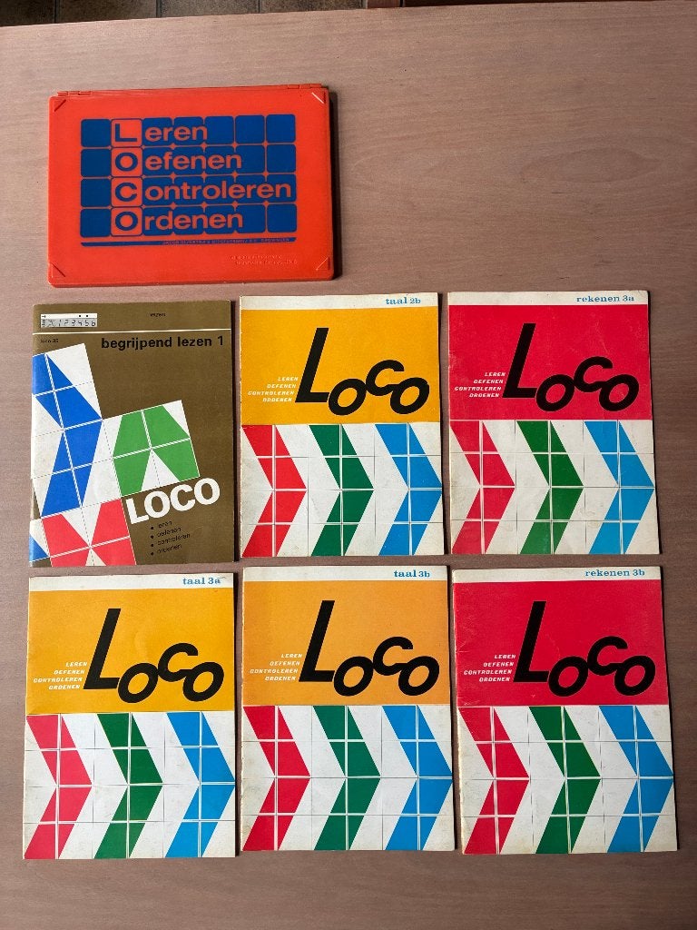 Vintage Loco met 6 boekjes, Ophalen of Verzenden, Gebruikt, Taal en Lezen