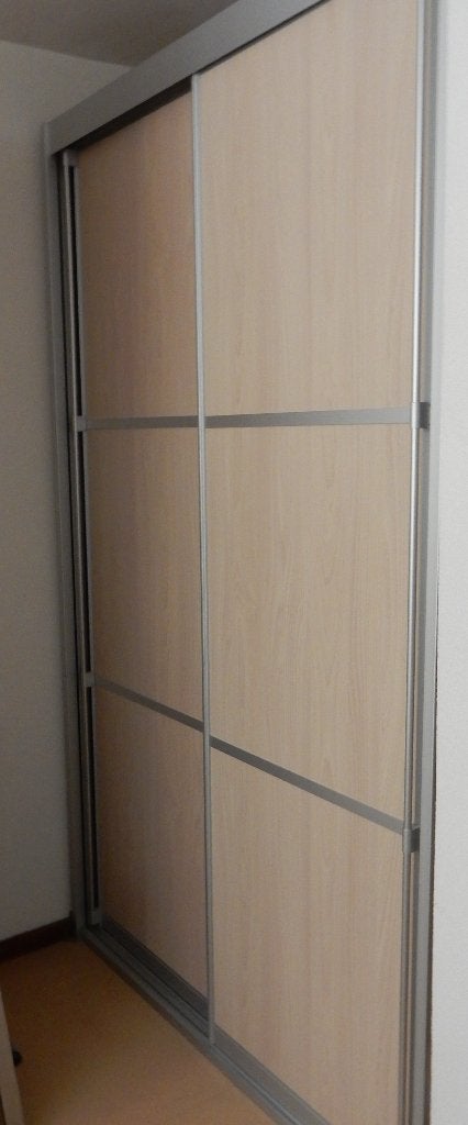 svedex kast 2 schuifdeuren berken/alu, Huis en Inrichting, Kasten | Kledingkasten, Ophalen, Gebruikt, 100 tot 150 cm, 200 cm of meer