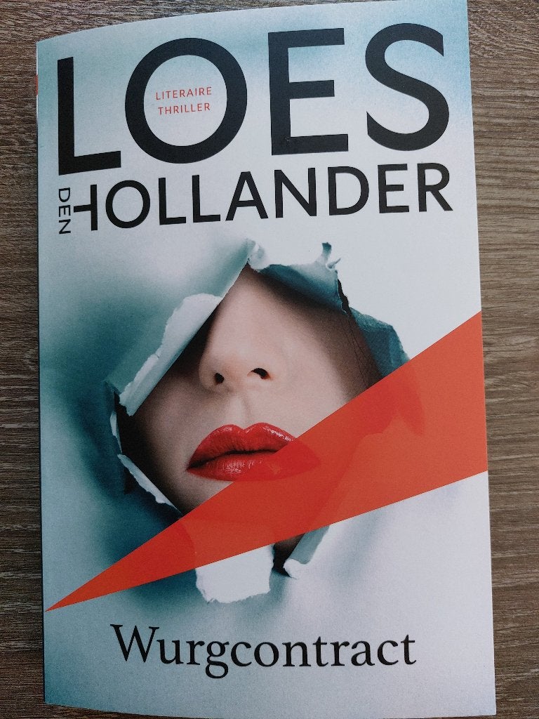 Thrillers van Loes den Hollander., Ophalen of Verzenden, Zo goed als nieuw, Loes den Hollander