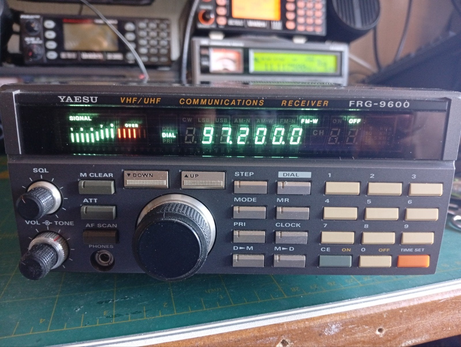 Yaesu FRG-9600 ontvanger met N chassis en optionele TV kaart, Ophalen of Verzenden, Gebruikt, Ontvanger