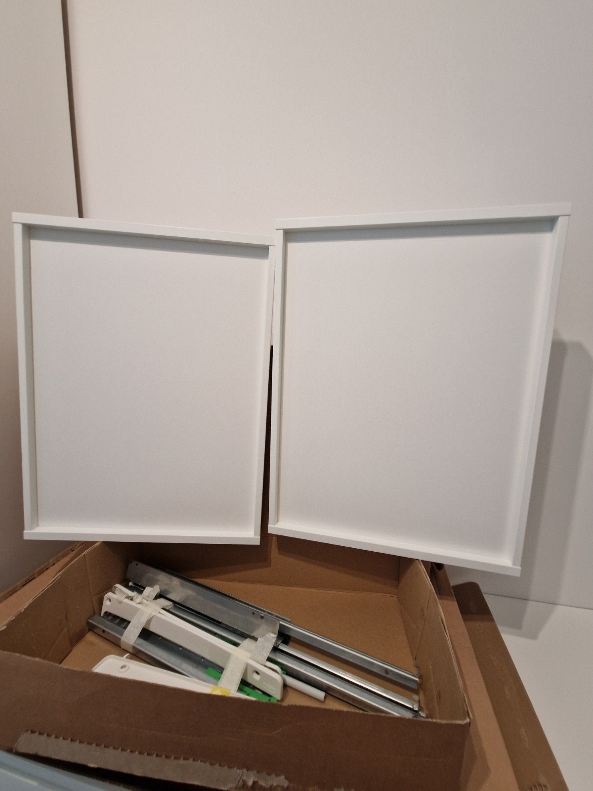 2 IKEA Komplement uittrekbare planken (50x58), Huis en Inrichting, Kasten | Overige, Zo goed als nieuw, Ophalen of Verzenden