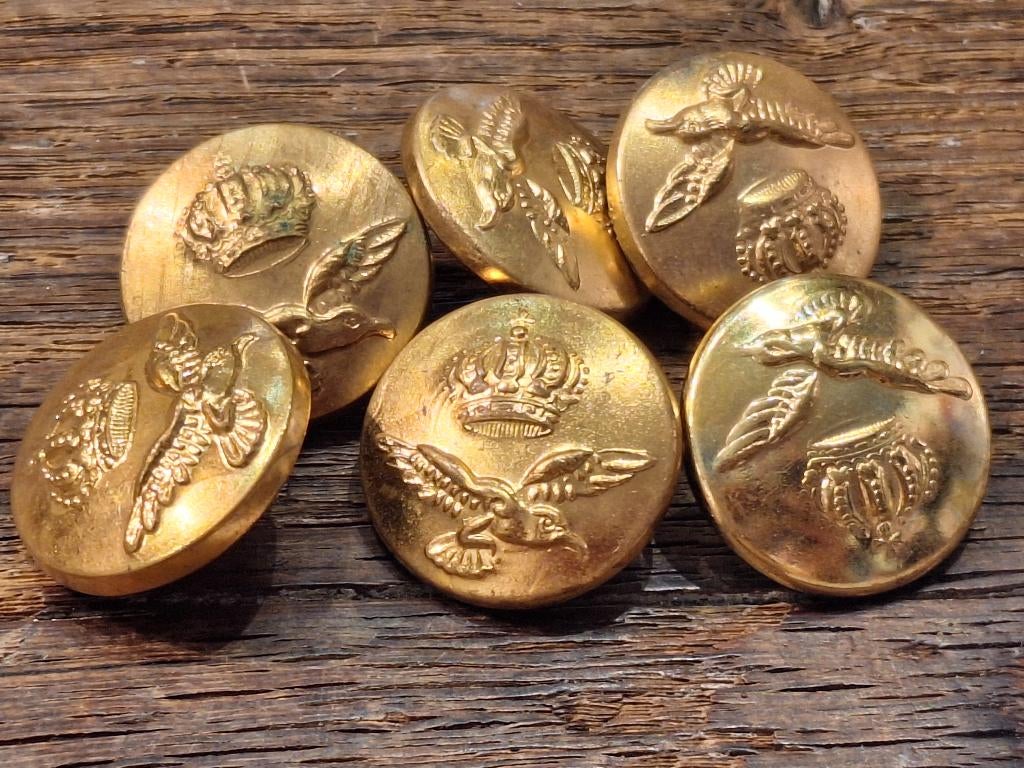 oude goudkleurige knoop Belgische luchtmacht, D 2,2 cm, Verzamelen, Militaria | Algemeen, Luchtmacht, Kleding of Schoenen, Overige gebieden