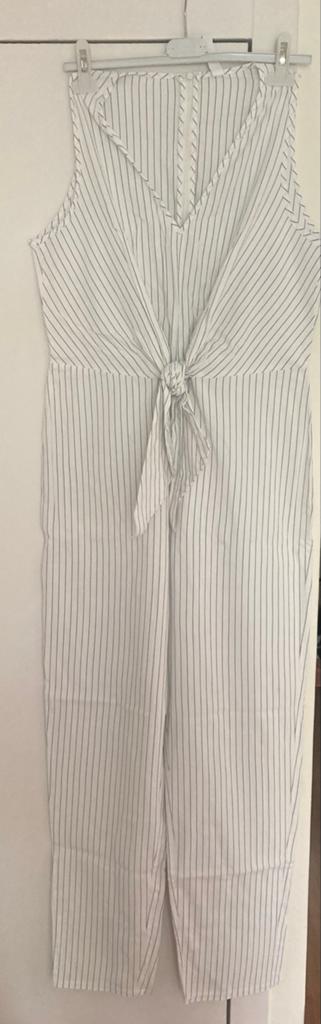 Mango gestreepte jumpsuit met knoopdetail, Kleding | Dames, Jumpsuits, Verzenden, Zo goed als nieuw