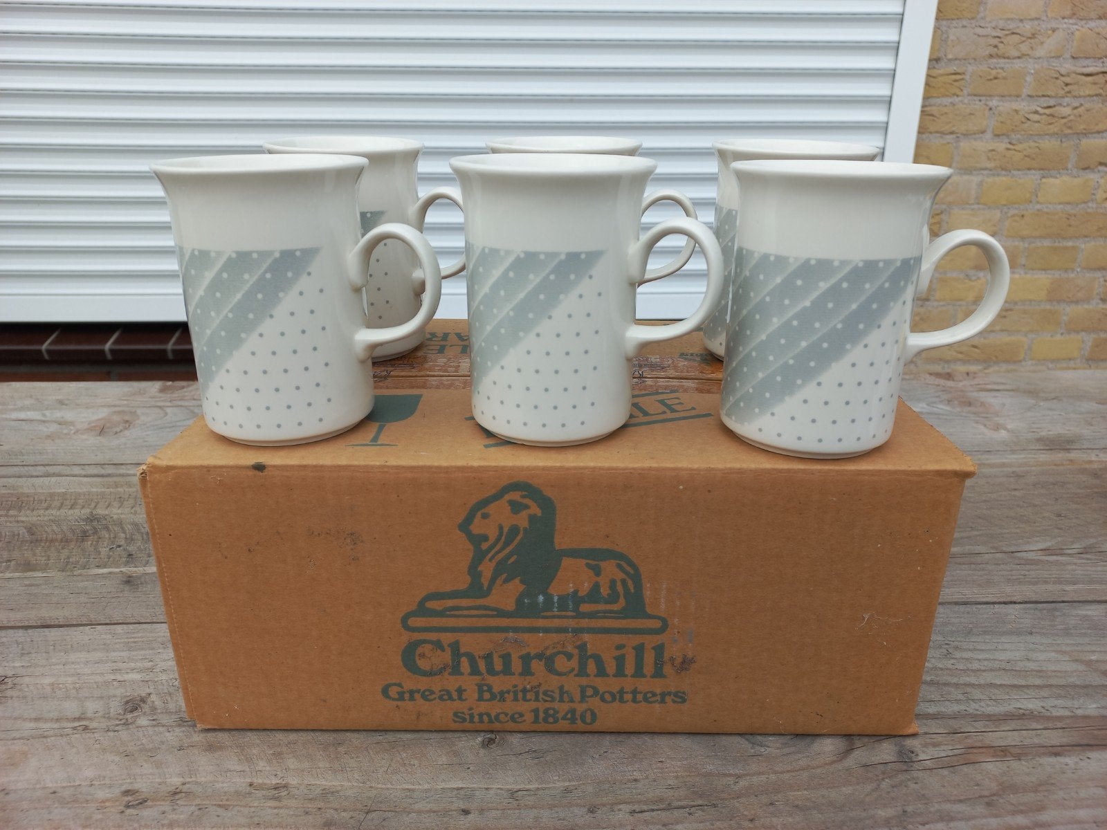 Set van 6 Churchill mokken - Vintage design, Overige merken, Keramiek, Vintage, Nieuw