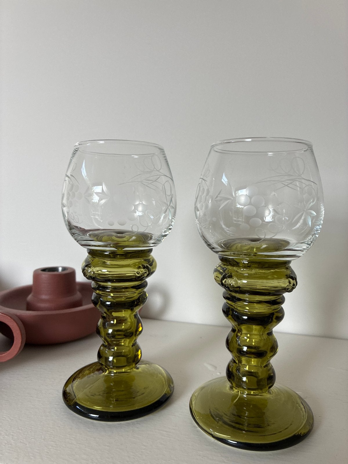 2 Vintage Roemer wijnglazen met geëtst druivenmotief, Ophalen of Verzenden