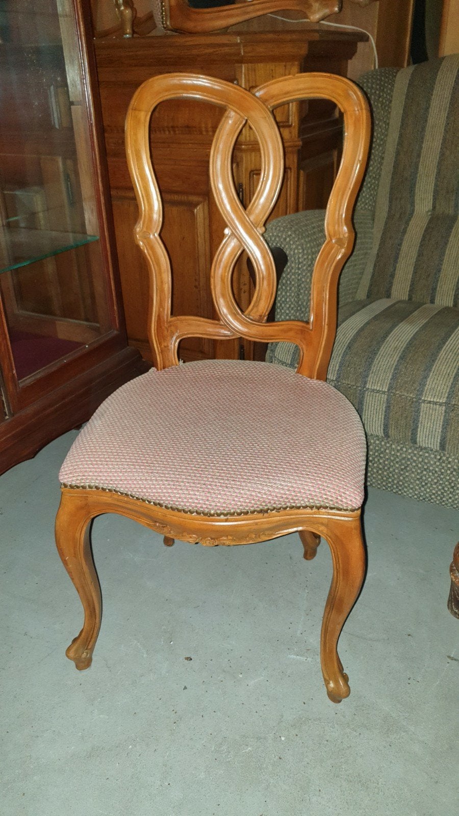4 Krakelingen eetkamerstoelen, Ophalen