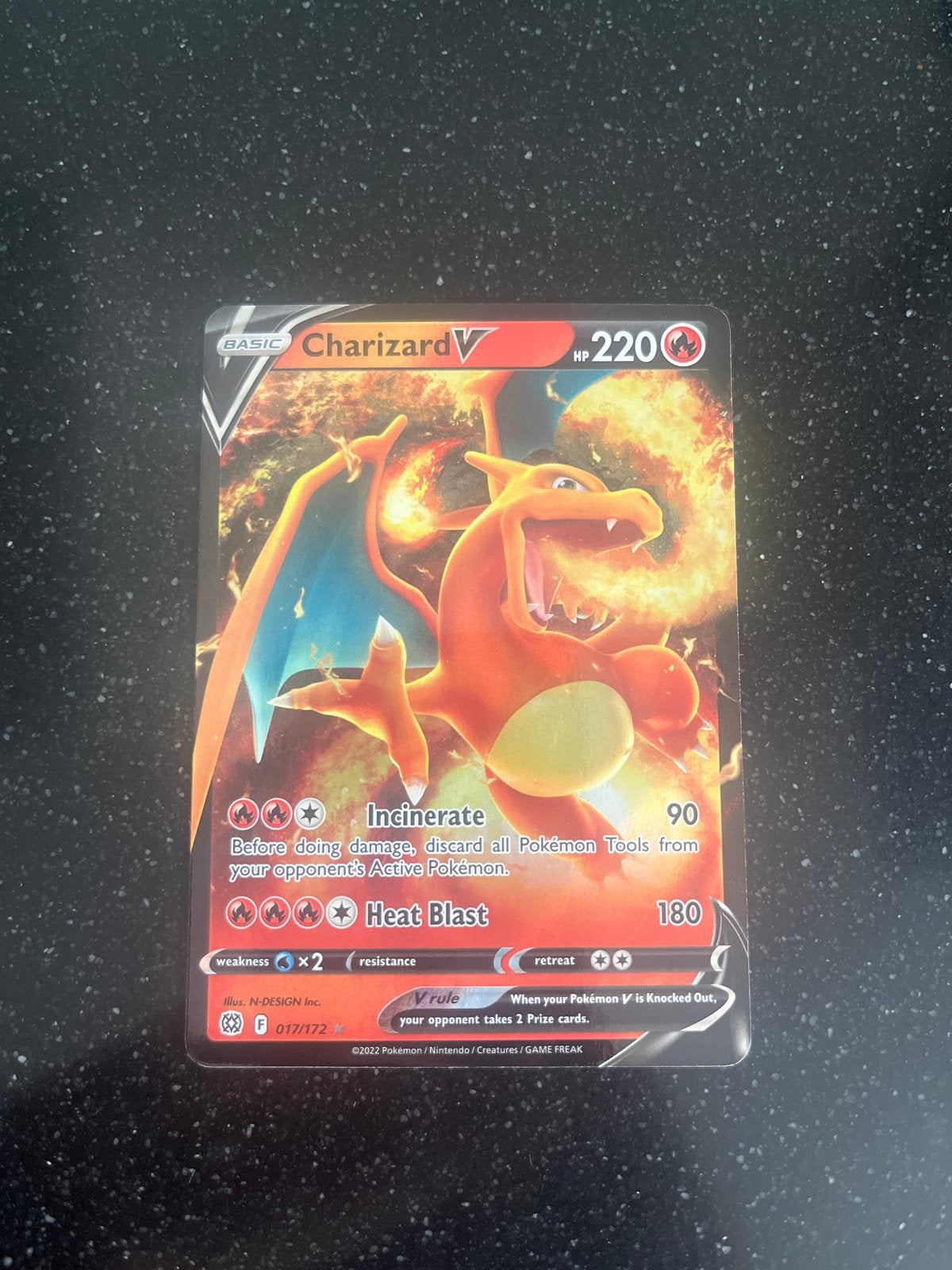 Charizard V - Brilliant Stars (D 017/172) - Pokémon Kaart, Verzenden, Zo goed als nieuw, Losse kaart, Foil
