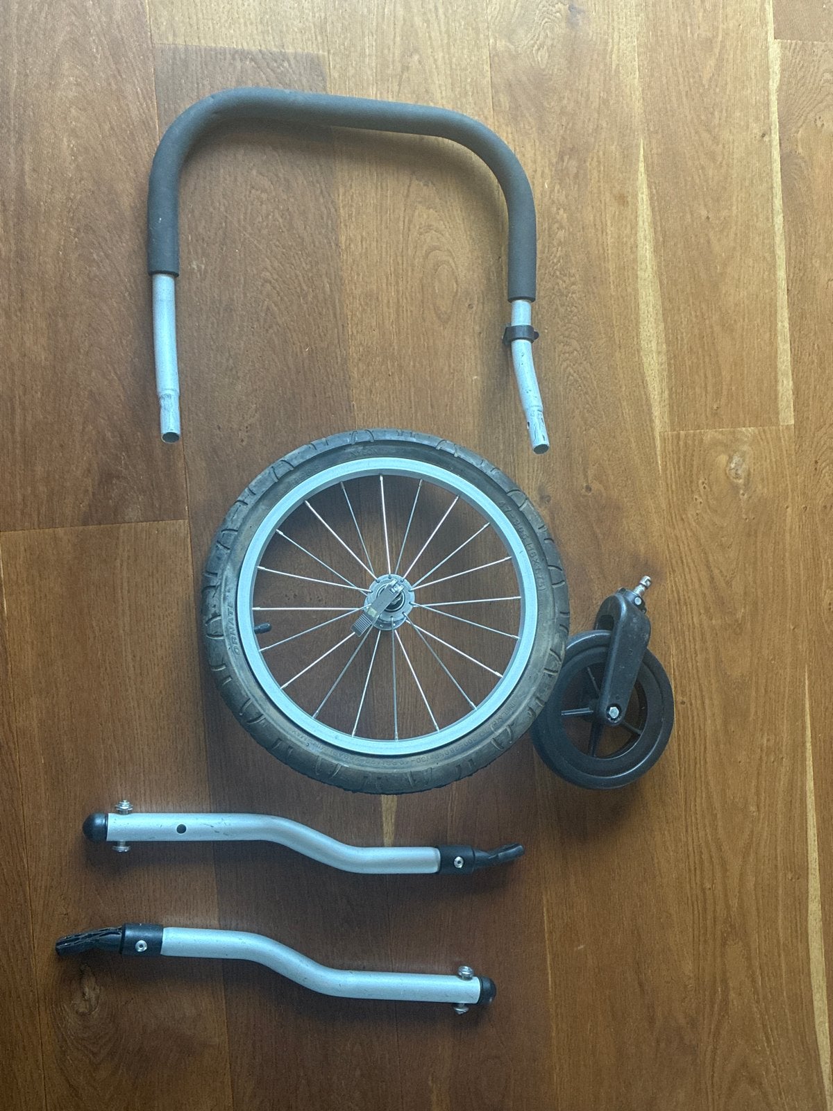 Onderdelen  Croozer Kid 1 persoons fietskar, Gebruikt, Luchtbanden, Ophalen of Verzenden, Kinderwagen
