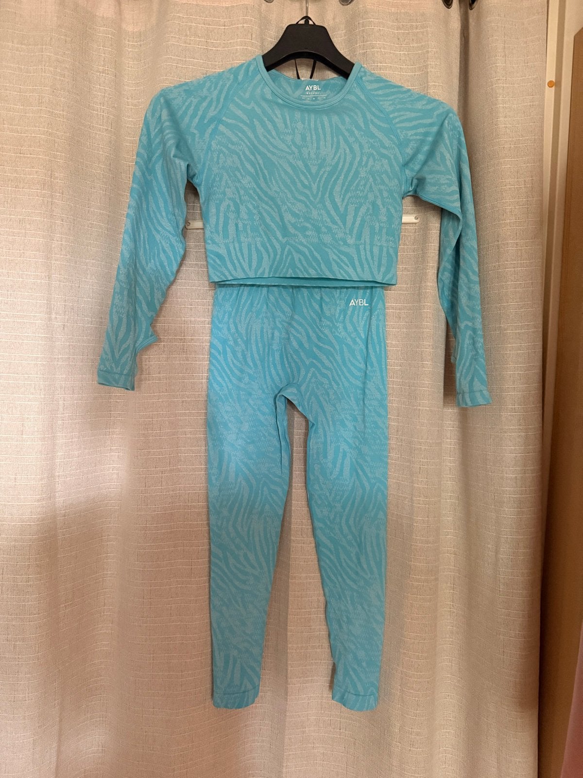 AYBL Sportset - Legging en Cropped Top - Maat M, Maat 38/40 (M), Blauw, Ophalen of Verzenden, Fitness of Aerobics