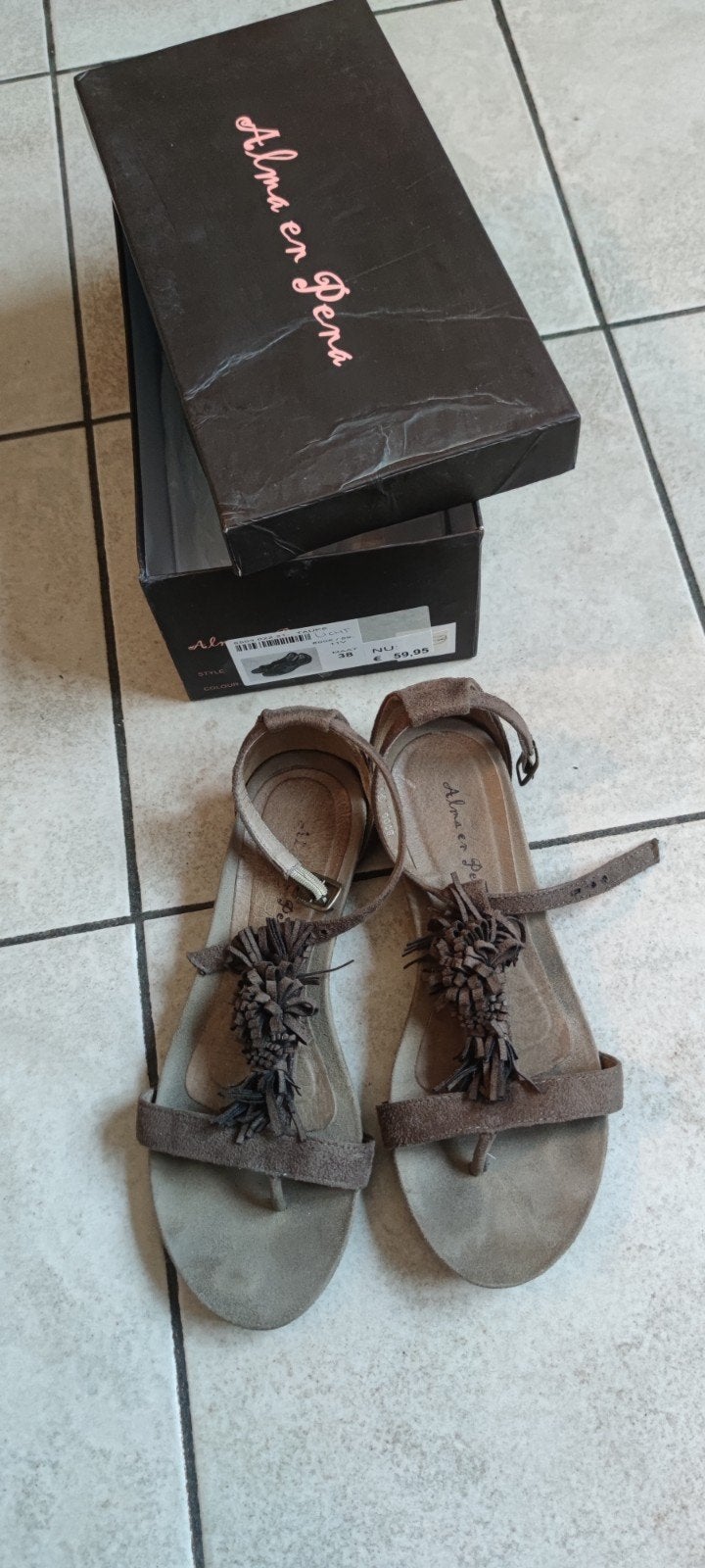 Alma en Pena leer kwaliteit sandalen maat 38, Kleding | Dames, Schoenen, Ophalen of Verzenden, Zo goed als nieuw, Sandalen of Muiltjes