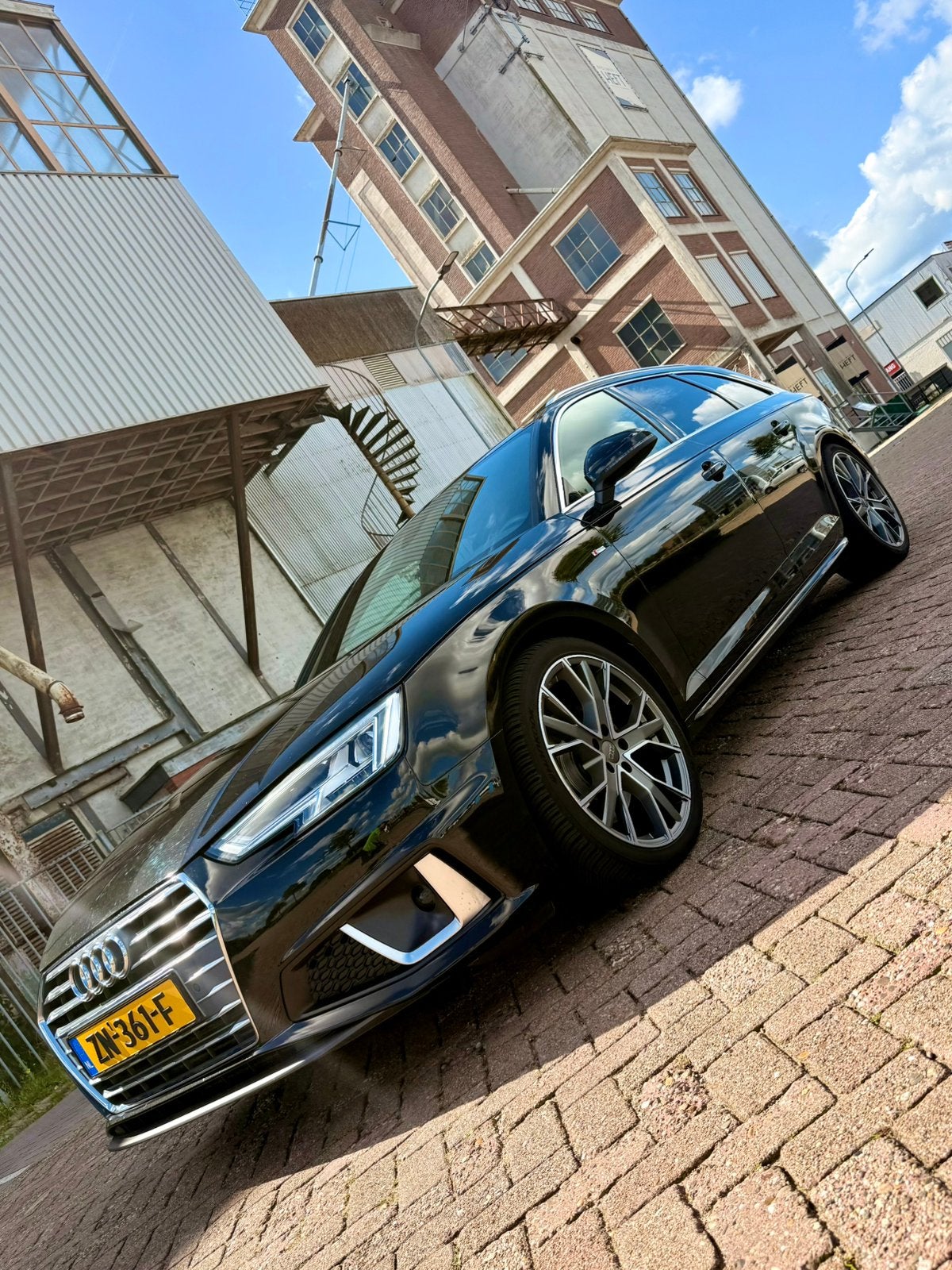 Audi A4 Avant 2.0L 40 TFSI 3x S-line., Auto's, Navigatiesysteem, Zwart, 1984 cc, A4