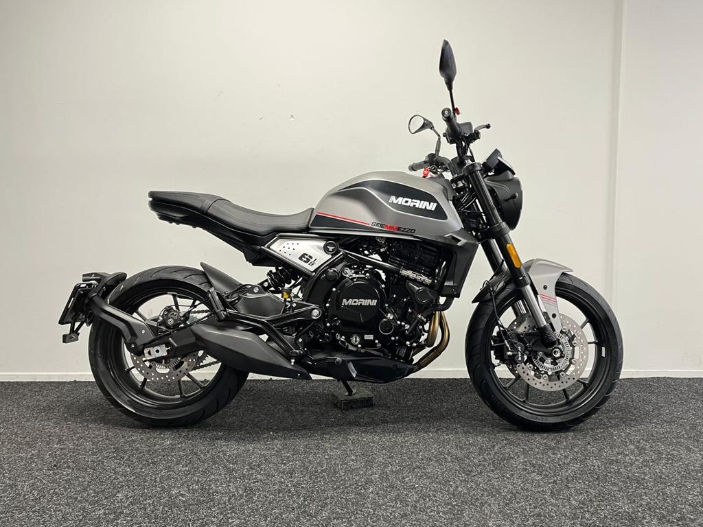 MOTO MORINI SEIEMMEZZO STR (bj 2026)