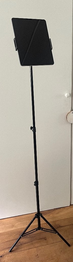 Ipad Tablet / iPad Statief houder, Ophalen, Zo goed als nieuw, 13 inch of meer, Bescherming voor- en achterkant
