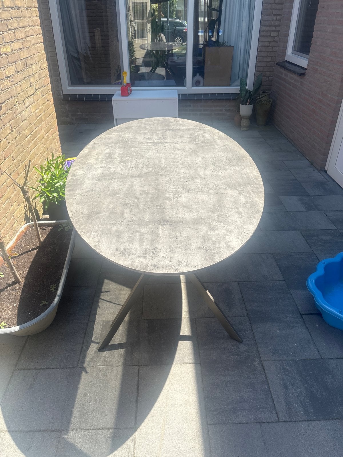 Ovale tafel 2.00m x 1.00m met gebruikssporen, Huis en Inrichting, Tafels | Eettafels, Ophalen, Gebruikt, 50 tot 100 cm, 150 tot 200 cm