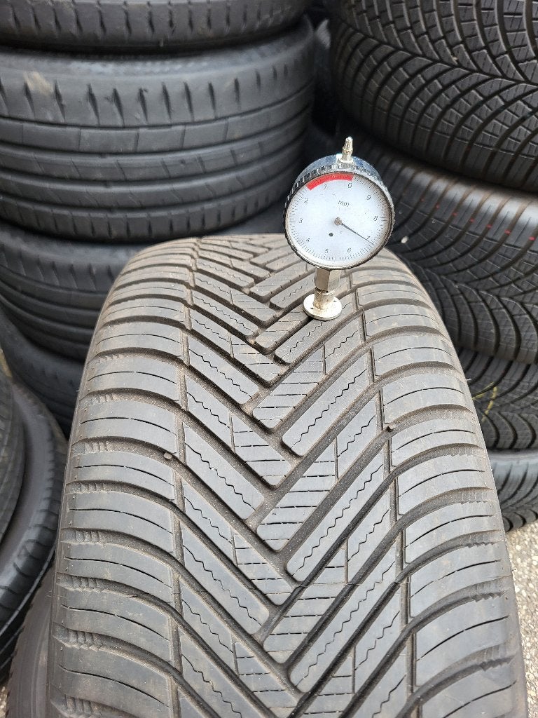 2 x 245/40/18 Hankook Allseaons 7mm 150,- Incl montage !, 18 inch, Hankook, Ophalen of Verzenden, All Season