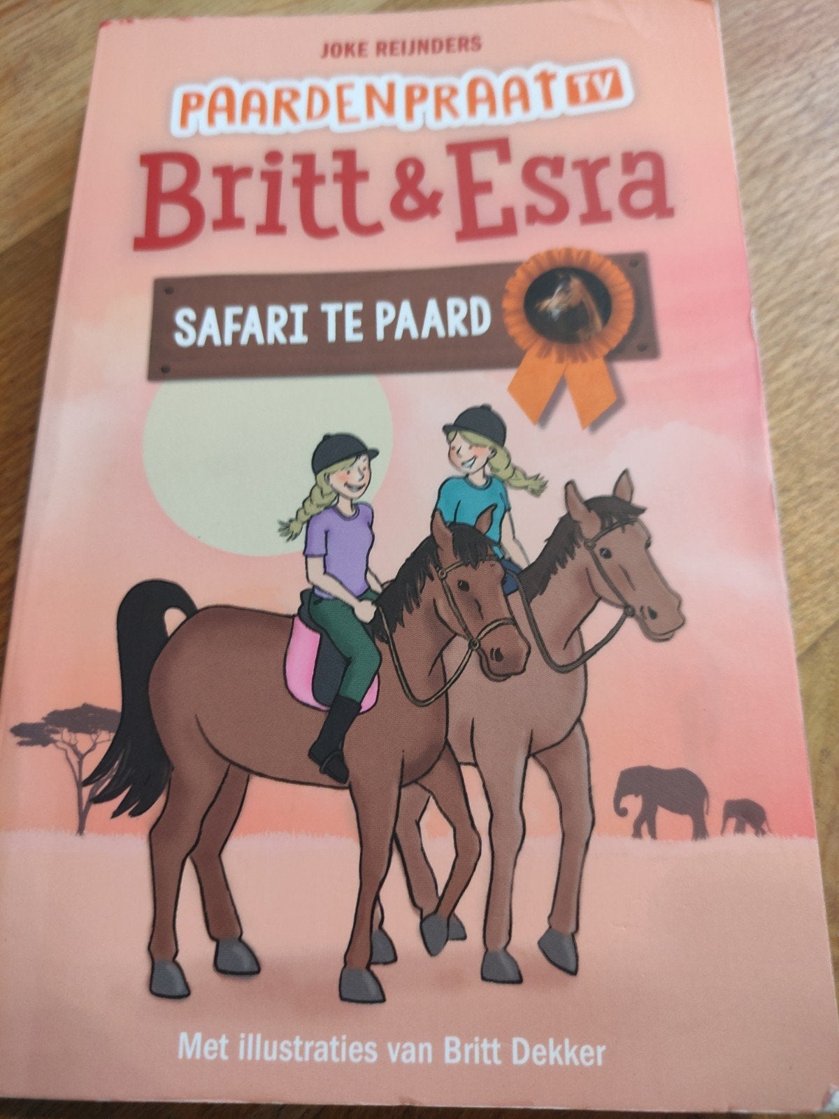 PaardenpraatTV Britt & Esra: Safari te Paard, Boeken, Ophalen of Verzenden