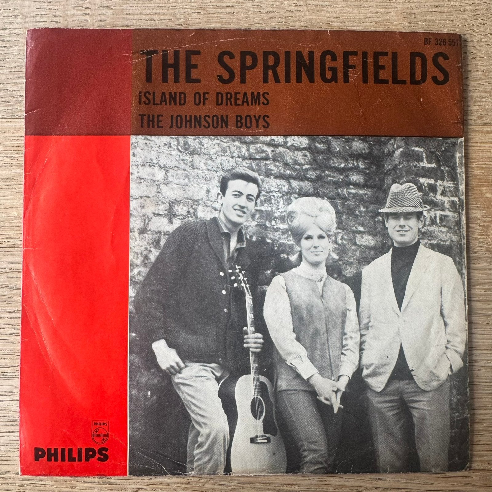 The Springfields Island Of Dreams 7” vinyl single 1965 Blues, Gebruikt, Fotohoes, 7 inch, Ophalen of Verzenden