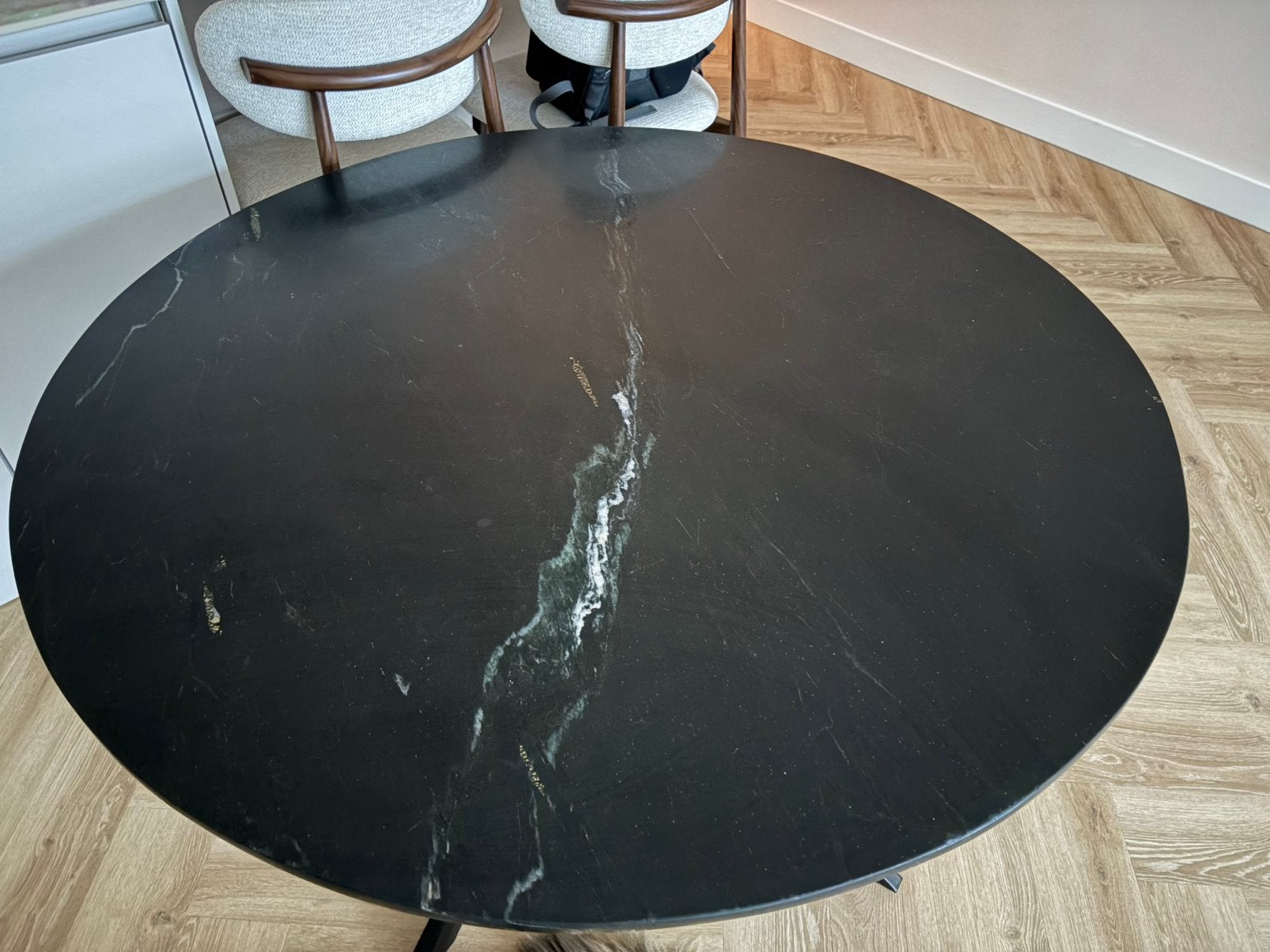 Goossens Eettafel Isidora zwart Marmer 120 cm (2021), Ophalen, Overige materialen, 100 tot 150 cm, Rond