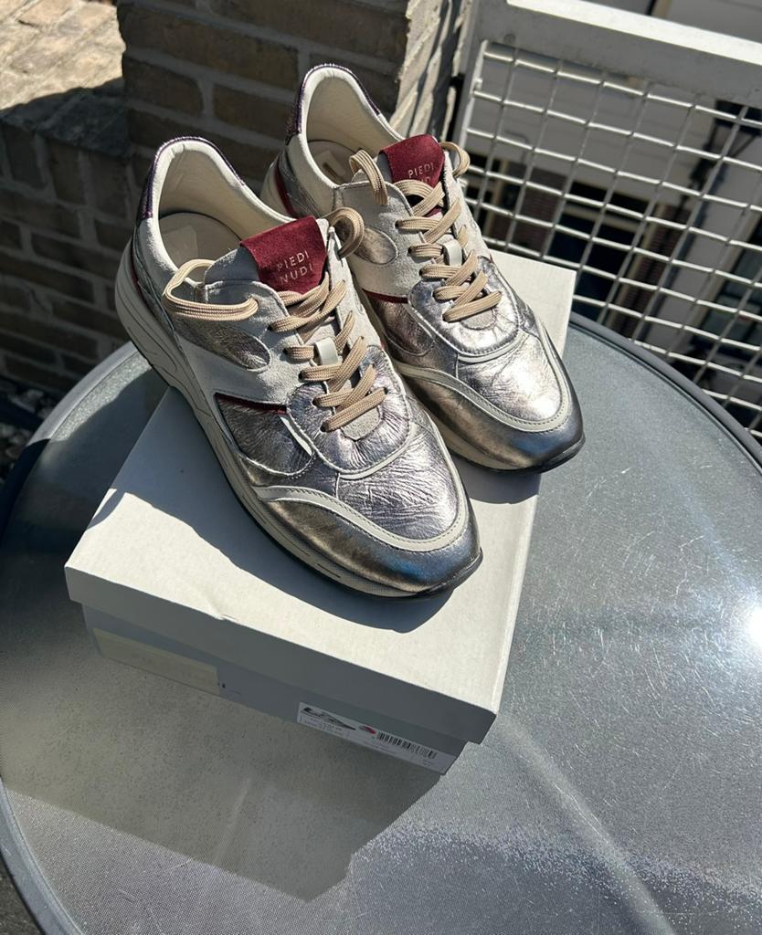 Piedi Nudi schoenen / sneakers - maat 41, Kleding | Dames, Schoenen, Ophalen of Verzenden, Zo goed als nieuw, Sneakers of Gympen