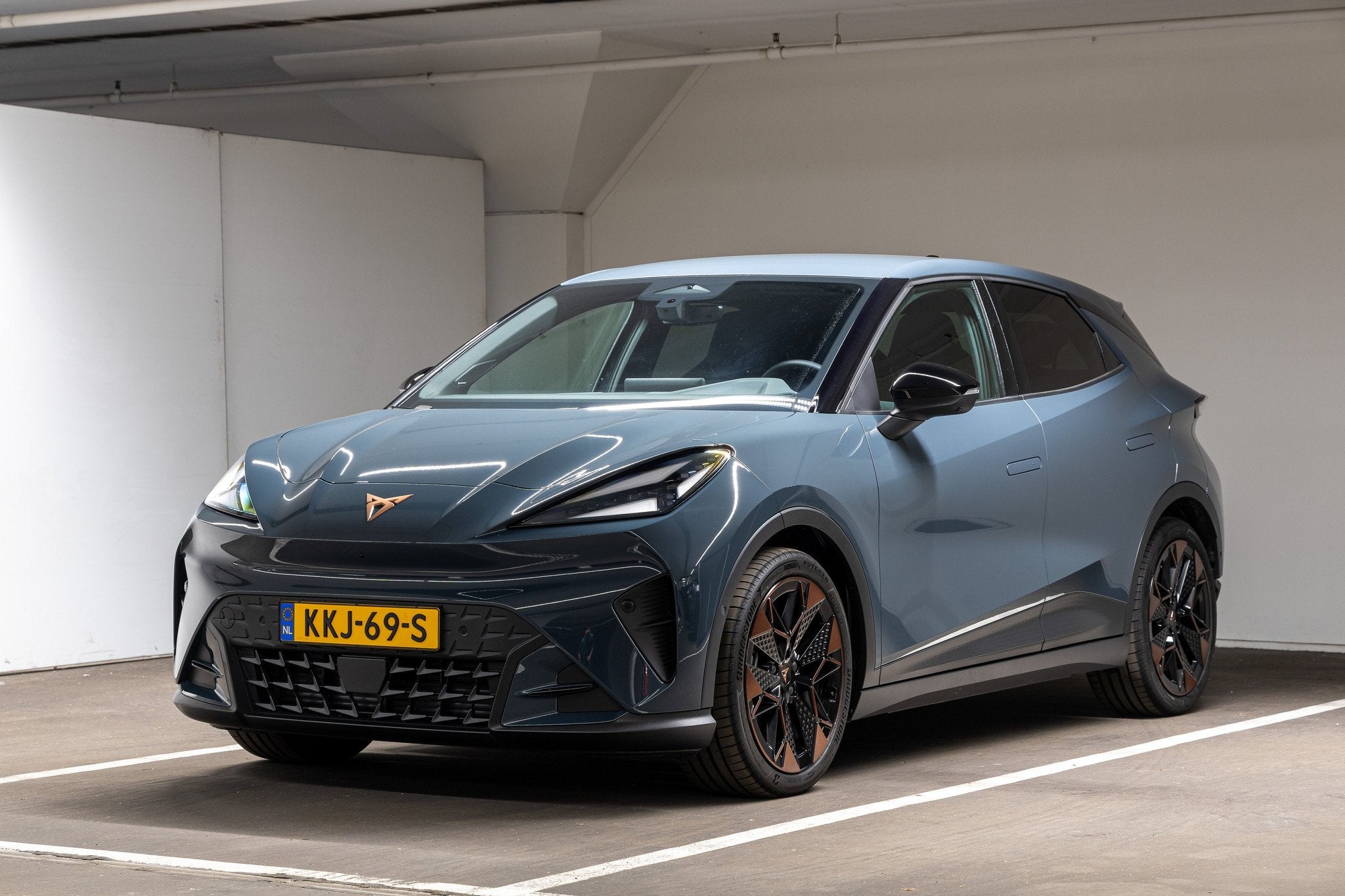 CUPRA Raval Performance First Edition 56 kWh, Auto's, Automaat, Gebruikt, Blauw, Alcantara