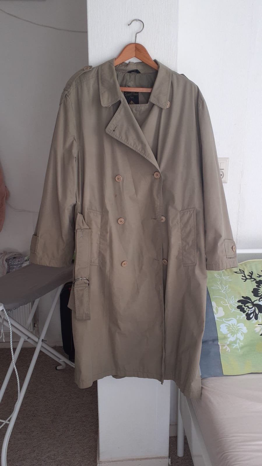 Heren trenchcoat beige maat 48, Ophalen of Verzenden, Zo goed als nieuw
