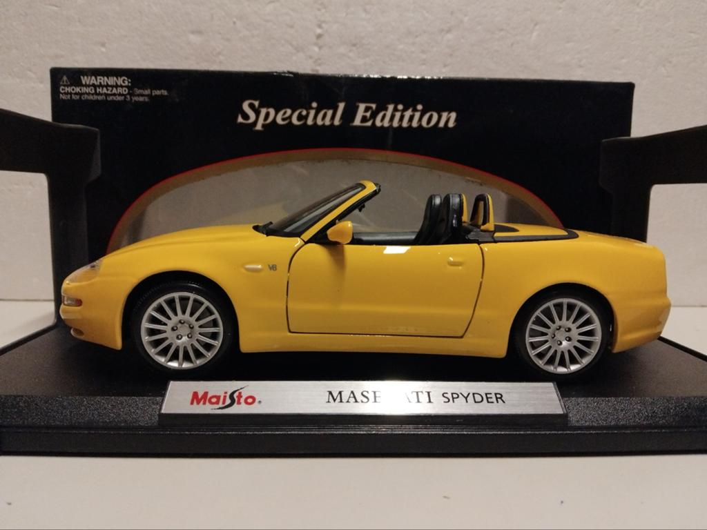 Maserati 3200 GT Spyder yellow Maisto metal 1:18 KRD, Ophalen of Verzenden, Zo goed als nieuw, Auto, Maisto