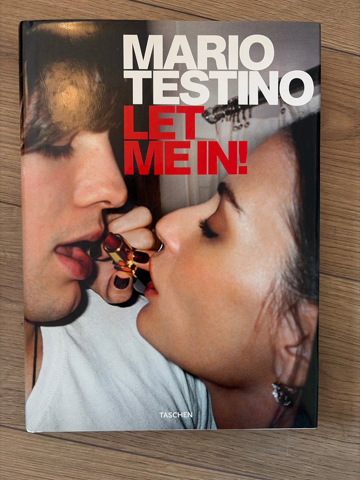Mario Testino: Let Me In! - Fotoboek van Taschen, Boeken, Ophalen, Zo goed als nieuw, Fotografie algemeen