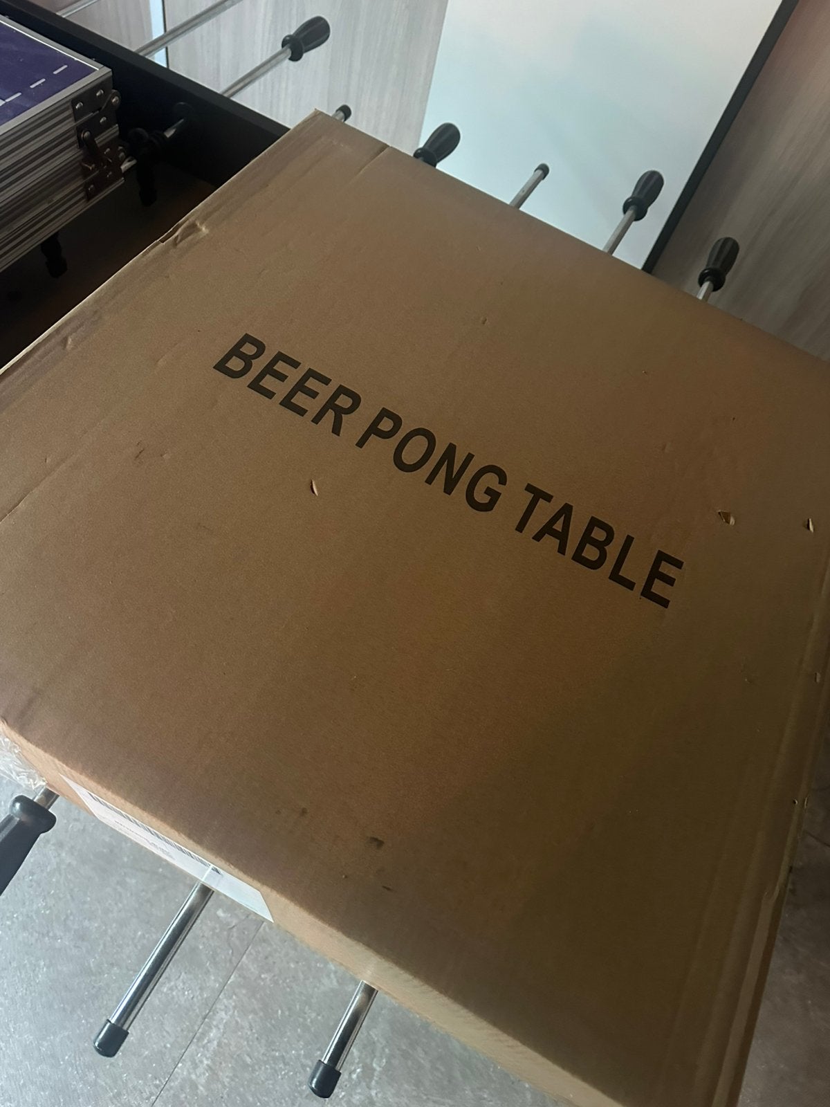 2 beer pong tafels 1 nieuw 1 gebruikt, Ophalen, Zo goed als nieuw