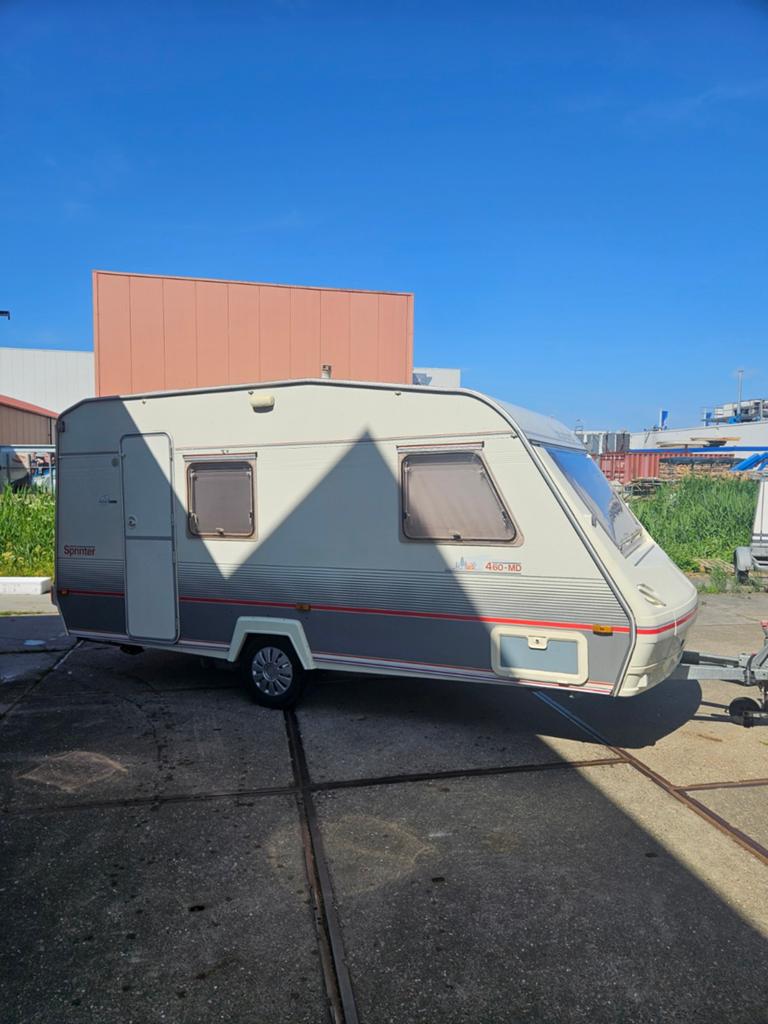 Beyerland Sprinter 460-MD Caravan - Compact en Compleet, Caravans en Kamperen, Caravans, Koelkast, Bedrijf, Treinzit, Beyerland