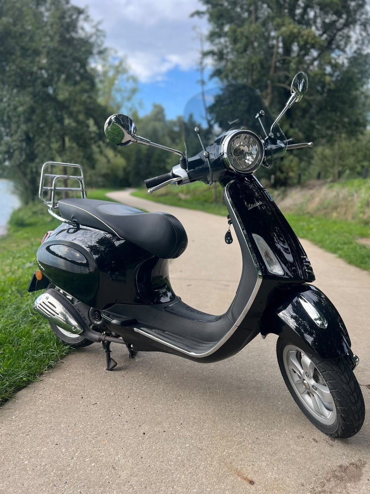 Vespa Primavera 4T 4V | 2015 | 5.700 km | Zeer netjes, Fietsen en Brommers, Ophalen, Zo goed als nieuw, Benzine, Vespa