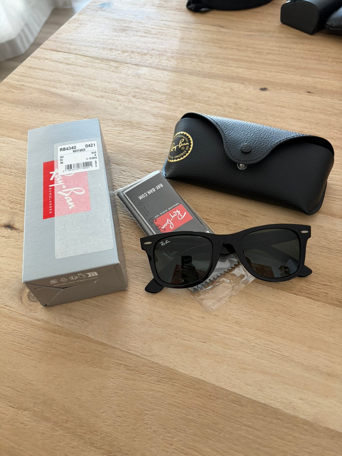 Zonnebril Ray-Ban Wayfarer RB4340, Zonnebril, Zwart, Nieuw, Ophalen of Verzenden