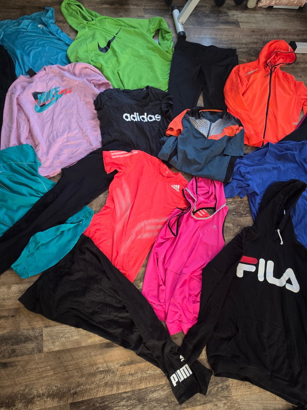 Sportkleding pakket M/L, Nike, Adidas, Fila, Puma, Zwart, Fitness of Aerobics, Gedragen