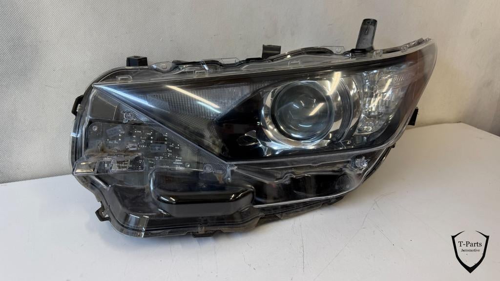 Toyota Auris E180 koplamp links 8115002K30 90070908, Auto-onderdelen, Info@toyota.co.jp, Gebruikt, Toyota Motor Corporation, Toyota