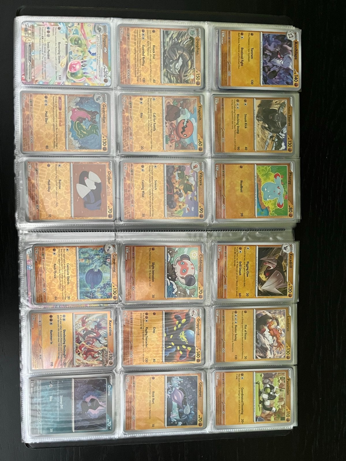 Foto 12 van Pokémon kaarten Surging Sparks set
