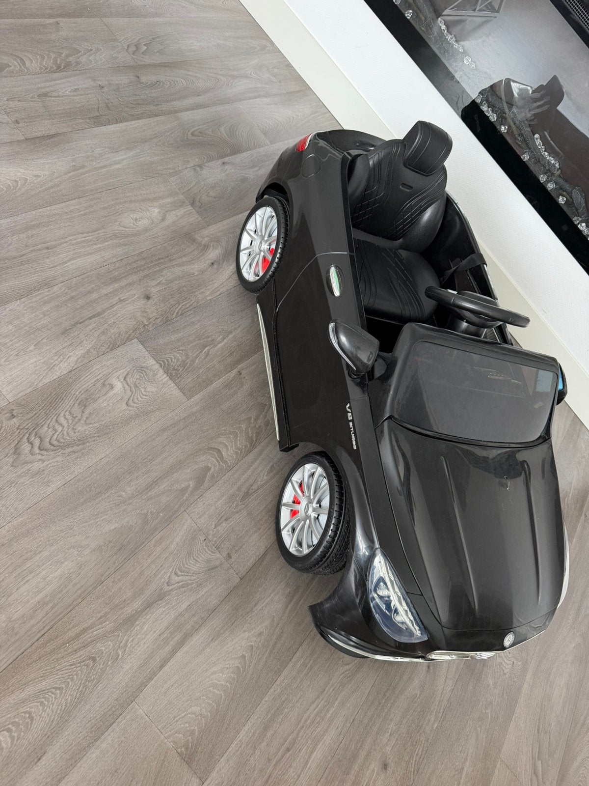 Ik verkoop dit mooie Mercedes auto wegens ruimte, Ophalen, Zo goed als nieuw