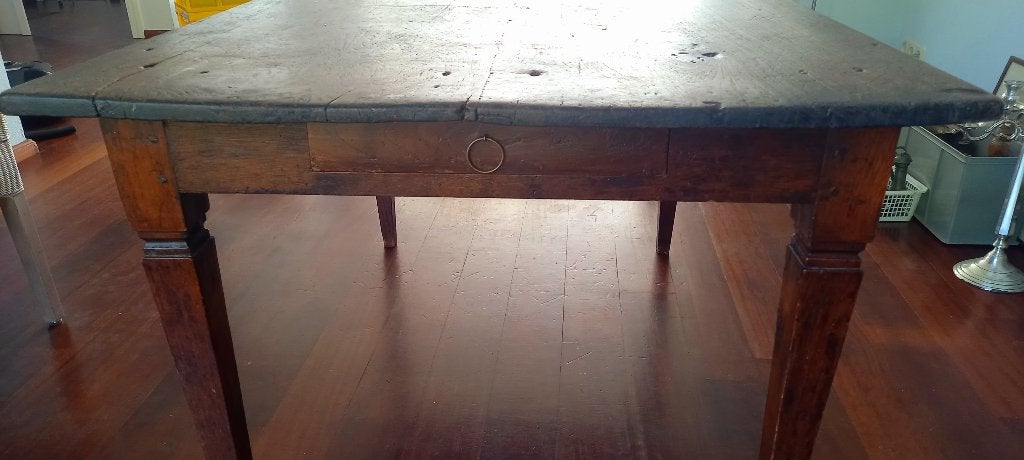 Antieke tafel, Ophalen