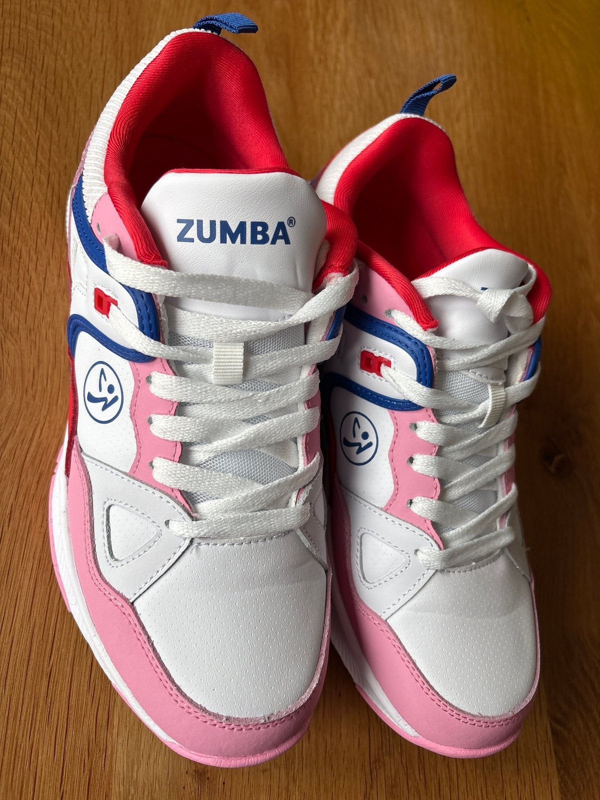 Zumba schoenen mt 42, Ophalen of Verzenden, Nieuw, Schoenen