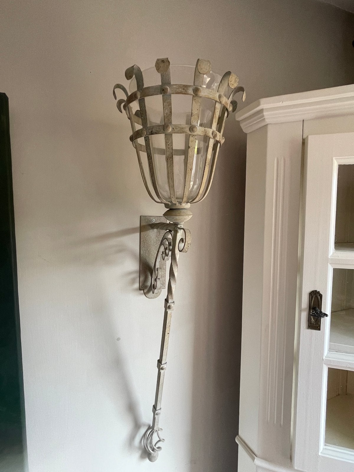Brocante kandelaars,  set van 2, met glazen kelk, Antiek en Kunst, Curiosa en Brocante, Ophalen