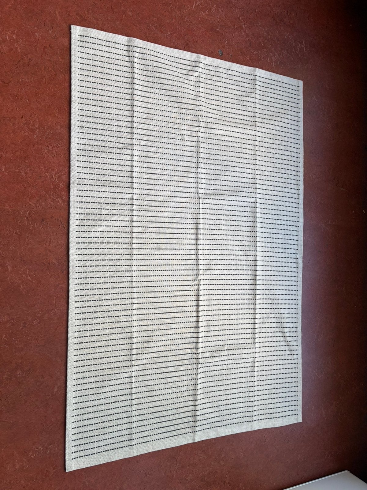 IKEA Starreklinte kleed beige/zwart 120x180cm, Ophalen, 100 tot 150 cm, Beige, Zo goed als nieuw