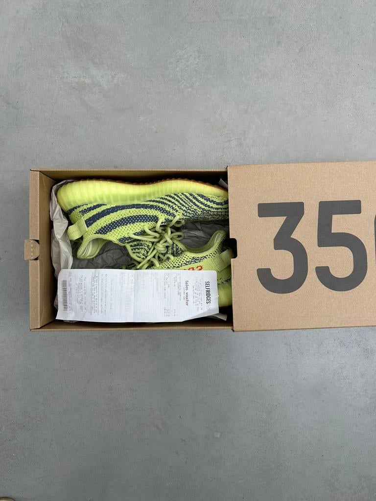 Adidas Yeezy Boost 350 V2 Semi Frozen Yellow – size 42.2/3, Ophalen of Verzenden, Zo goed als nieuw, Overige kleuren