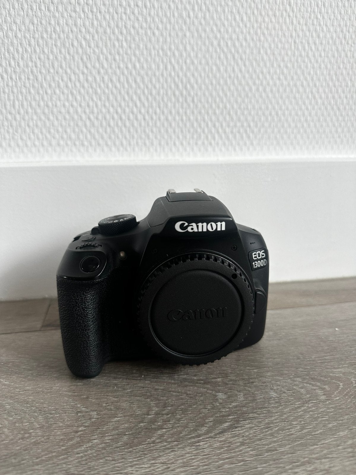 Foto 20 van Canon Eos 1300D/ lens EF-S 18-55 IS II
