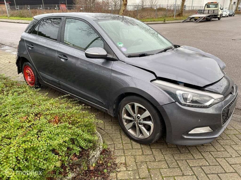 LOSSE ONDERDELEN Hyundai i20 1.2 2017 G4LA 109639 km V3G, Gebruikt, Ophalen of Verzenden, Hyundai, Hyundai
