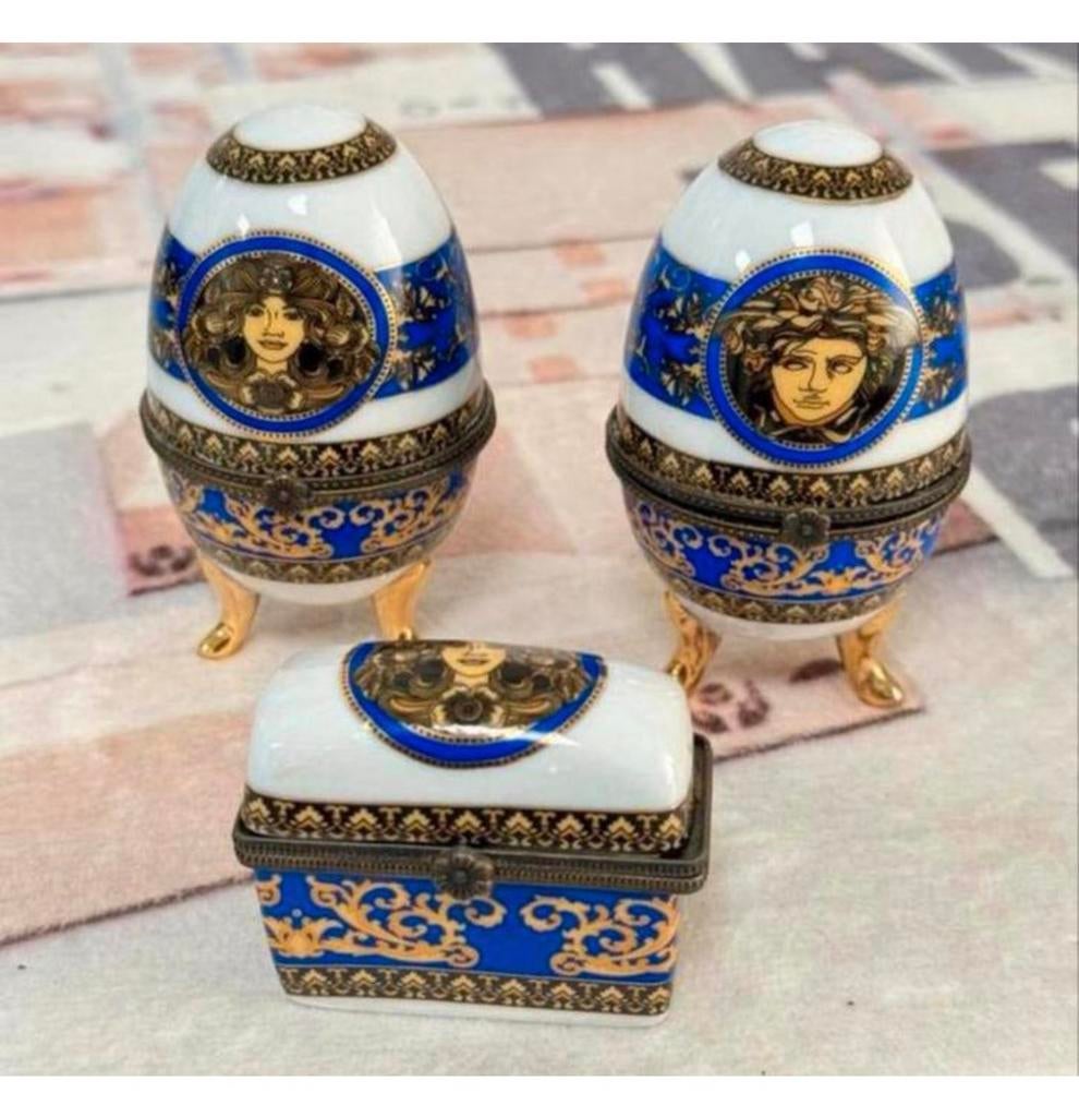 Fabergé ei eieren Versace Medusa SET blauw-wit faberge z/r, Antiek en Kunst, Curiosa en Brocante, Ophalen of Verzenden